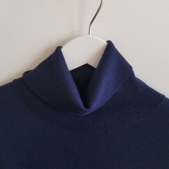 Pringle of Scotland – Navy 100% Merino Wool Men’s Turtleneck Thin Knit Sweater - Picture 4 of 9